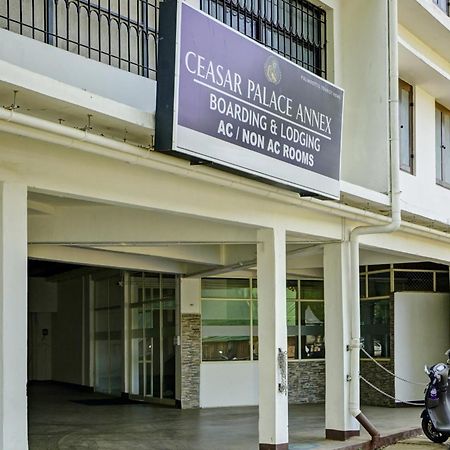 Super Hotel O Ceasar Palace Annex Thodupuzha Extérieur photo