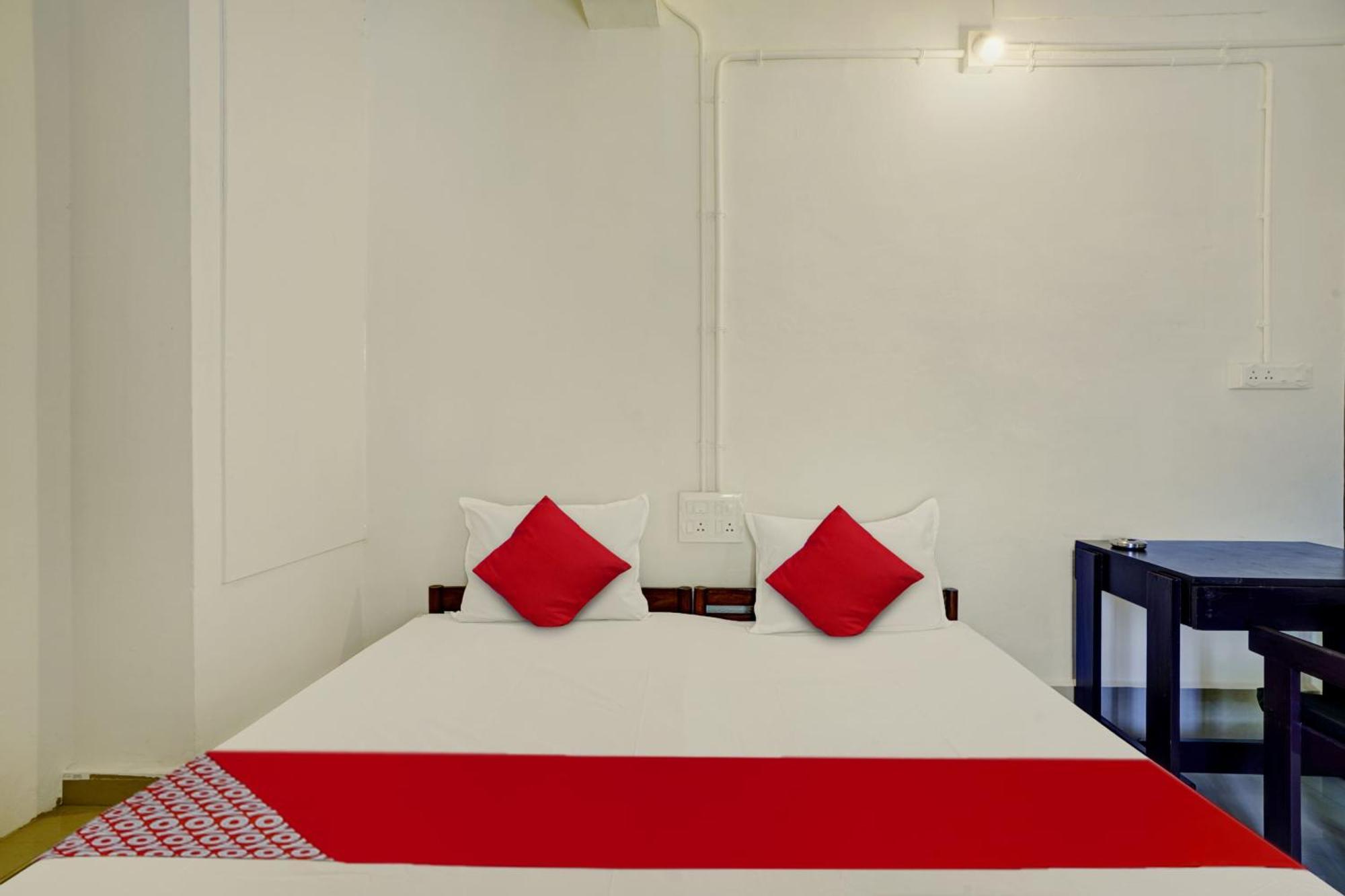 Super Hotel O Ceasar Palace Annex Thodupuzha Extérieur photo